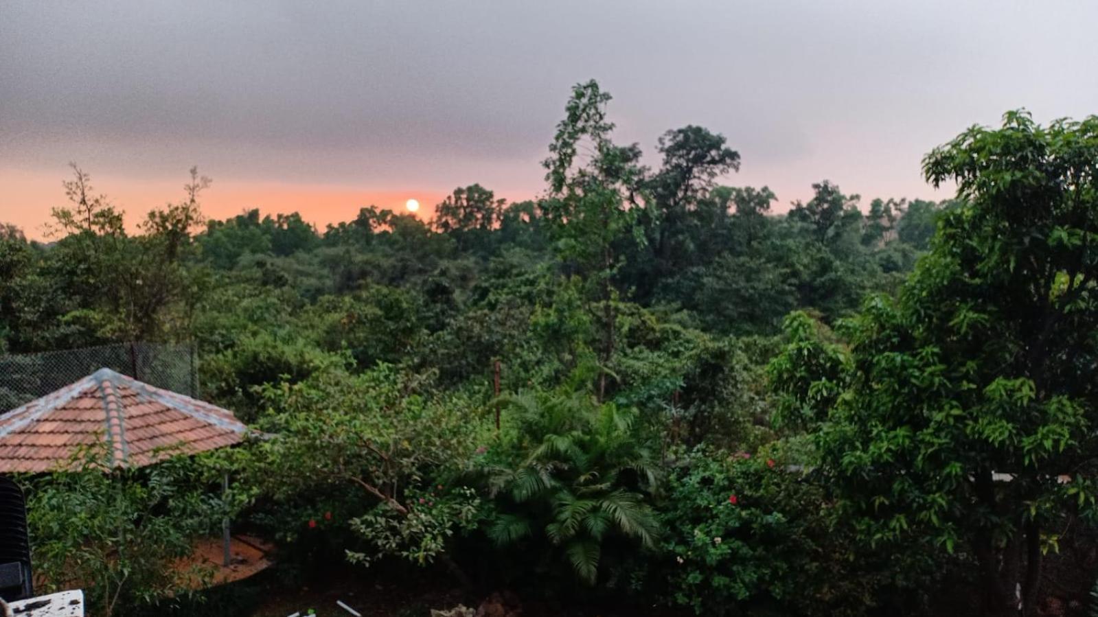 Nature Villa, Dukes Den Khandala מראה חיצוני תמונה